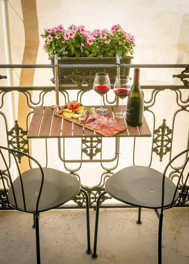 Le Suite Del Corso Cefalu Bagian luar foto