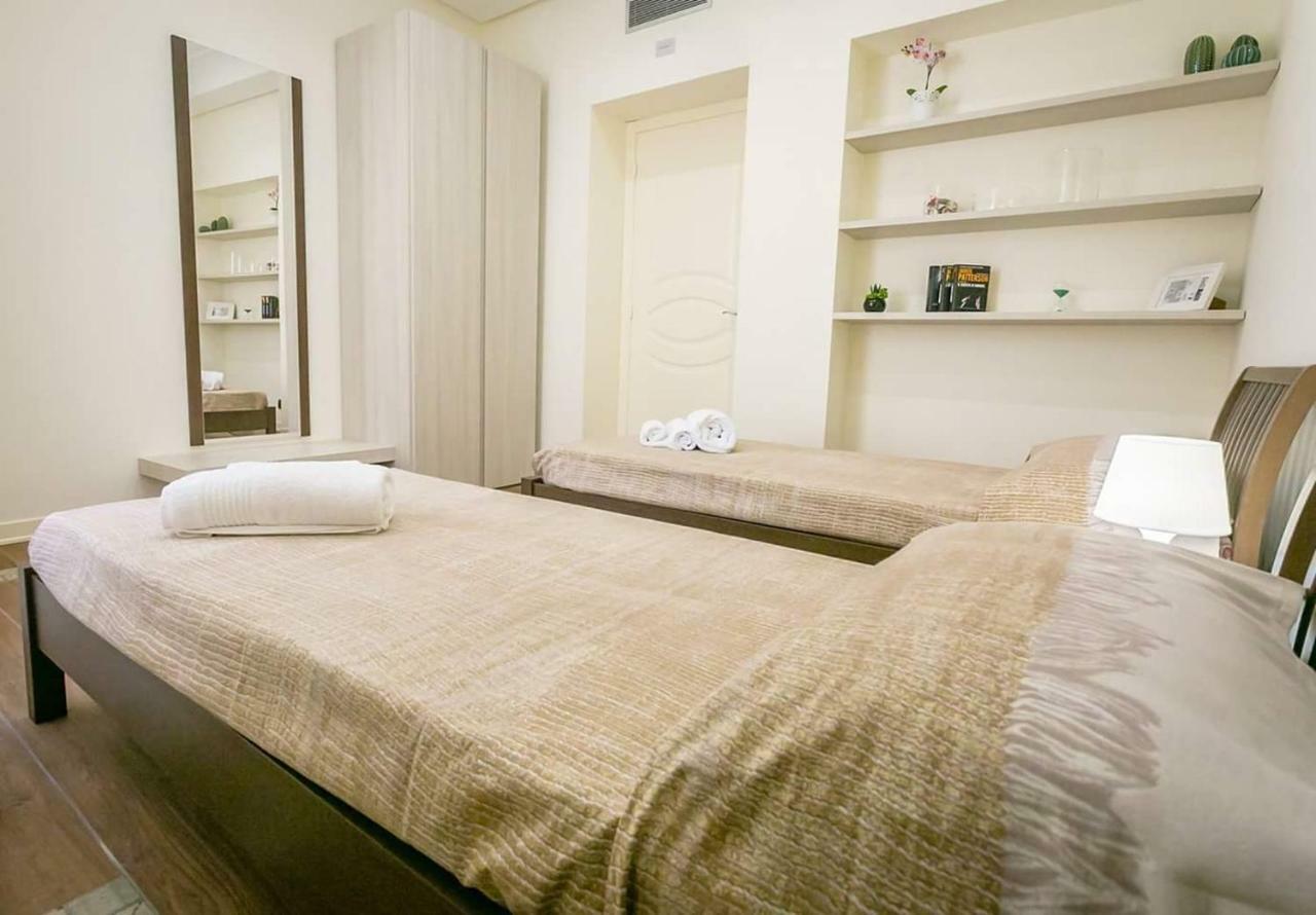 Le Suite Del Corso Cefalu Bagian luar foto